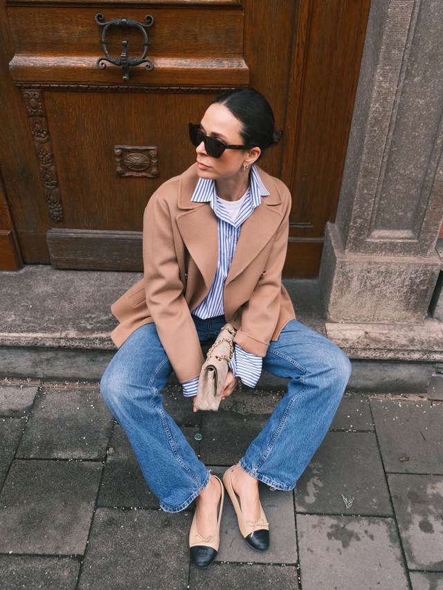 Những dáng quần jeans xanh đẹp và hữu dụng nàng không thể thiếu lúc giao mùa- Ảnh 3.