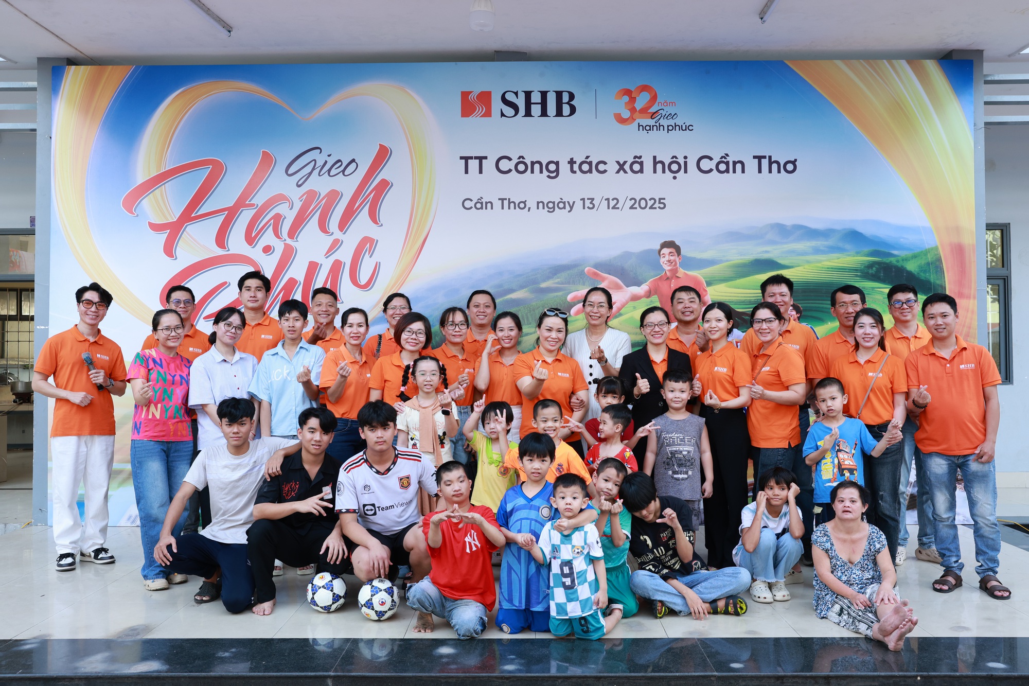 Từ những điều tử tế, Ngân hàng Hạnh Phúc của SHB đang viết tiếp câu chuyện Việt Nam hạnh phúc- Ảnh 5.