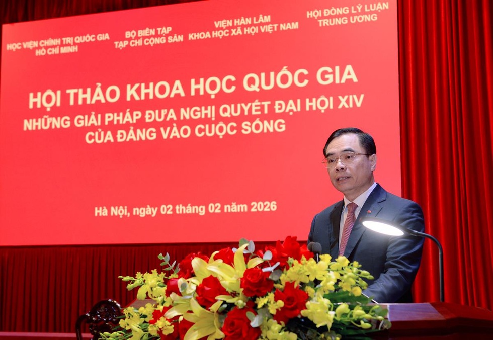 Đưa tinh thần mới của Văn kiện Đại hội XIV vào thực tiễn cuộc sống - 3