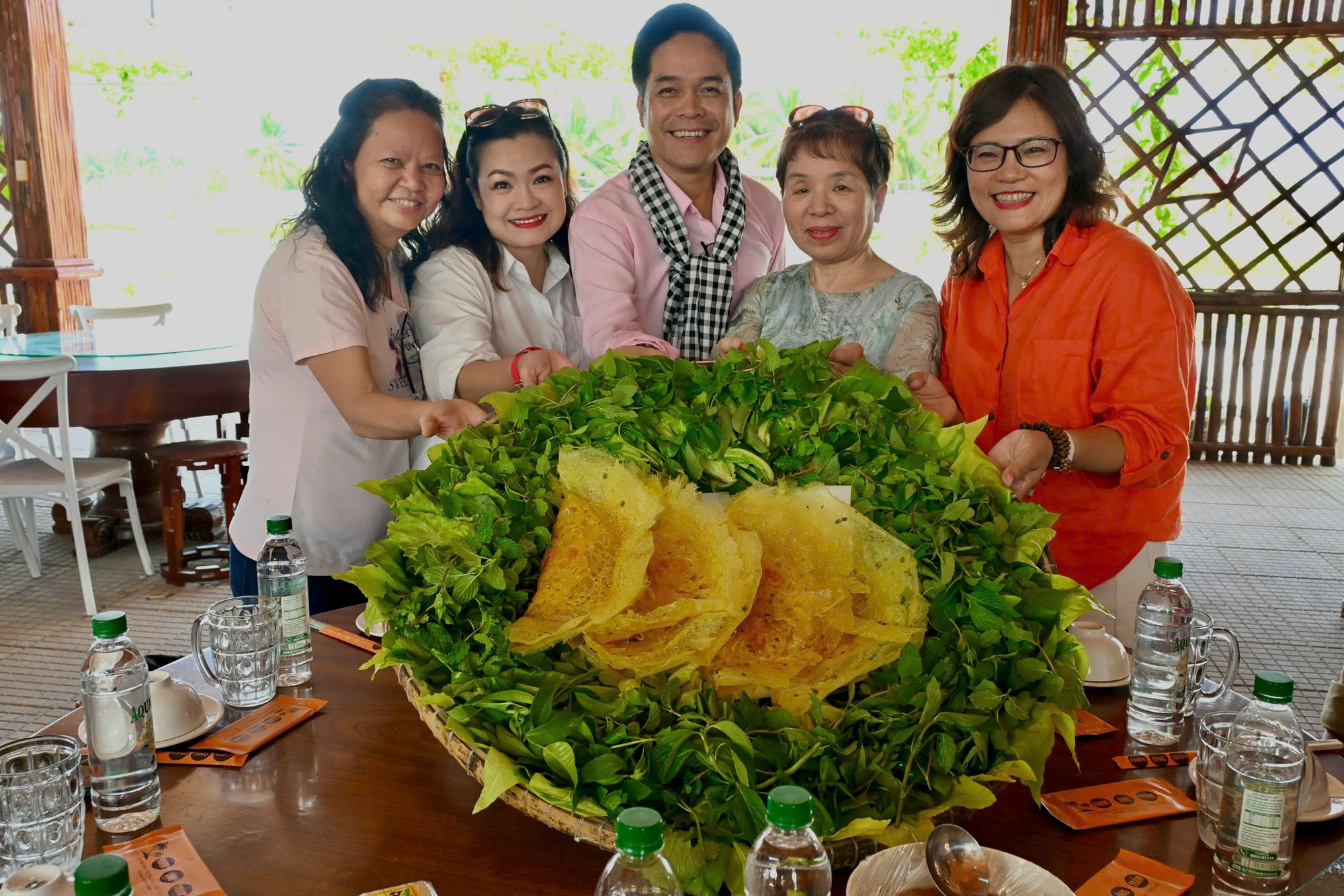 Làng du lịch cộng đồng mới ở Vĩnh Long bất ngờ hút khách- Ảnh 3.