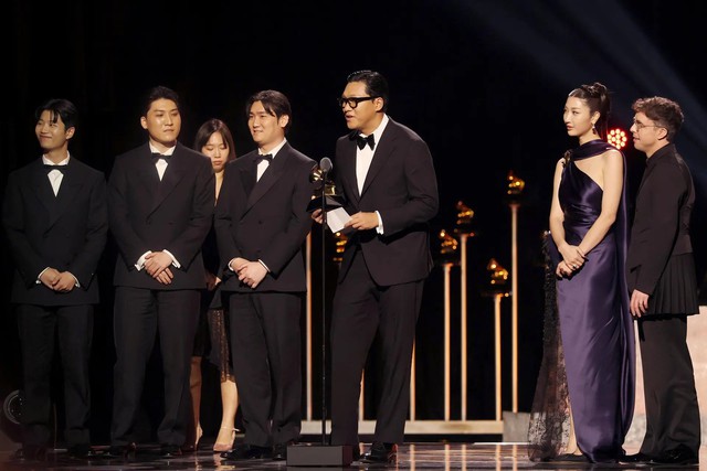 Người phụ nữ bị cả Hàn Quốc từ chối làm nên lịch sử ở Grammy, kèn vàng đầu tiên của Kpop không phải trò đùa!- Ảnh 2. Người phụ nữ bị cả Hàn Quốc từ chối làm nên lịch sử ở Grammy, kèn vàng đầu tiên của Kpop không phải trò đùa!- Ảnh 2.