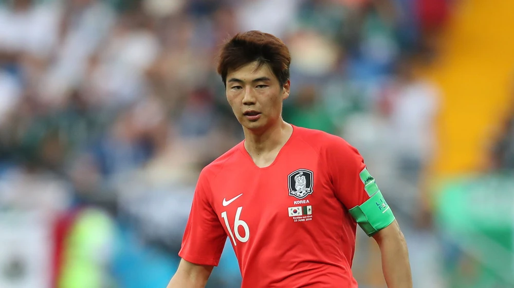 doi-truong-tuyen-han-quoc-o-world-cup-khang-cao-toi-tan-cong-tinh-duc (1).jpg