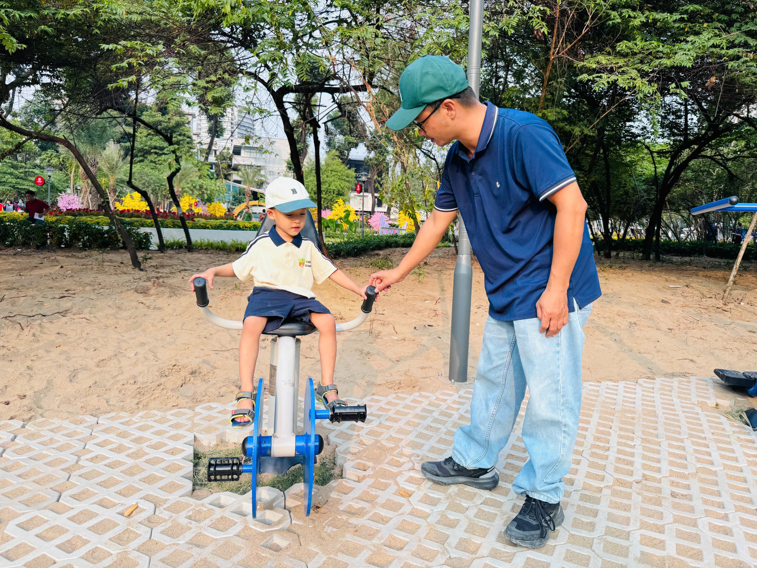 Khẳng định sức mạnh Đảng Cộng sản Việt Nam trong hành trình phồn vinh năm 2026 - Ảnh 2. Khẳng định sức mạnh Đảng Cộng sản Việt Nam trong hành trình phồn vinh năm 2026 - Ảnh 2.