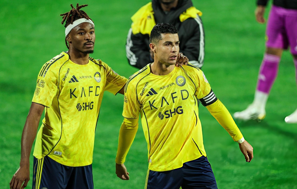 Benzema sang Al-Hilal, Ronaldo thêm phần bất mãn - 2