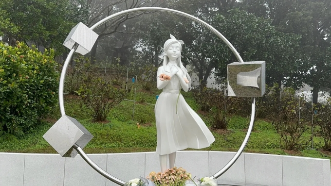 Điêu khắc Từ Hy Viên. Ảnh: Next Apple