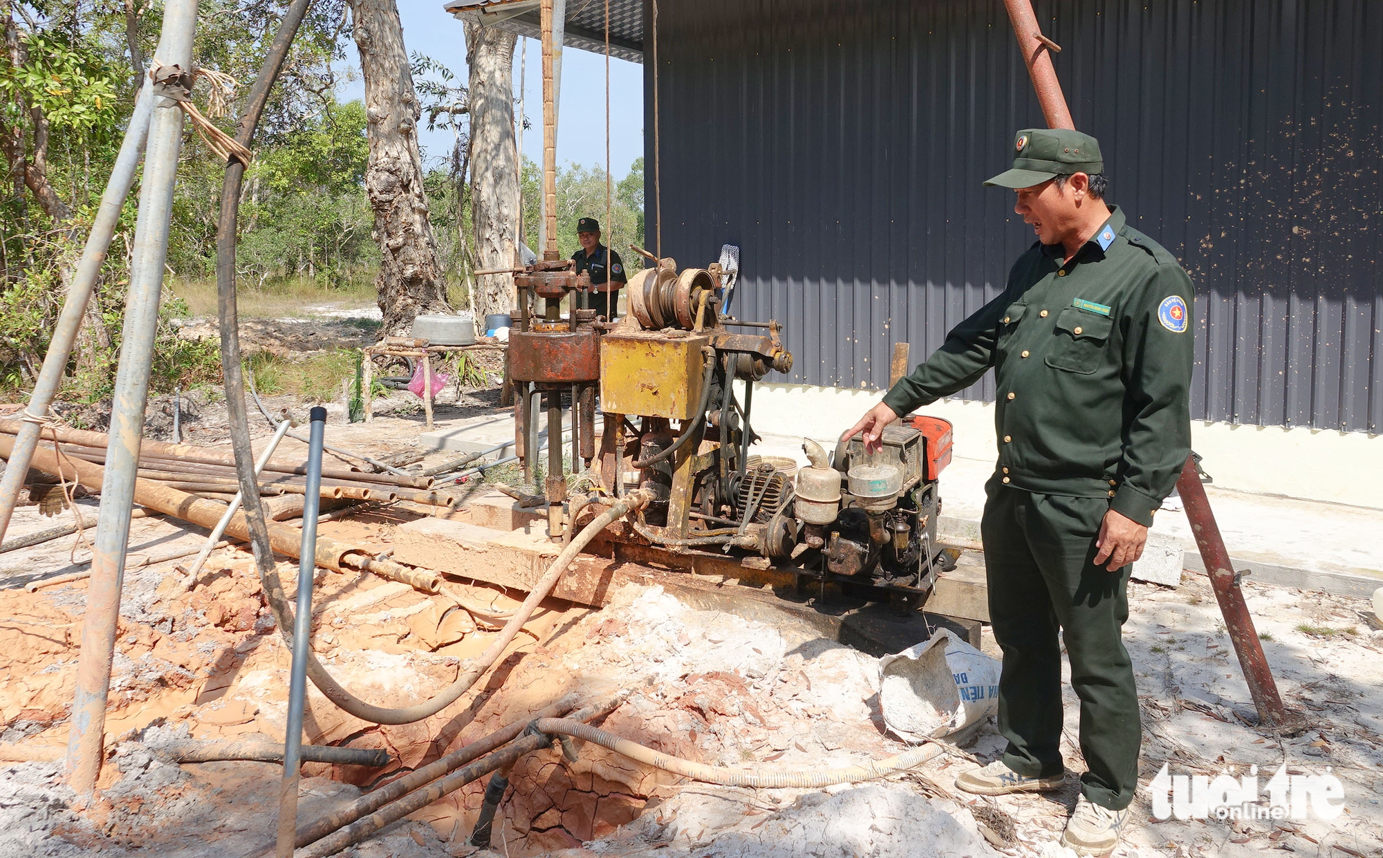 Canh giữ lửa rừng Phú Quốc xuyên Tết - Ảnh 3.