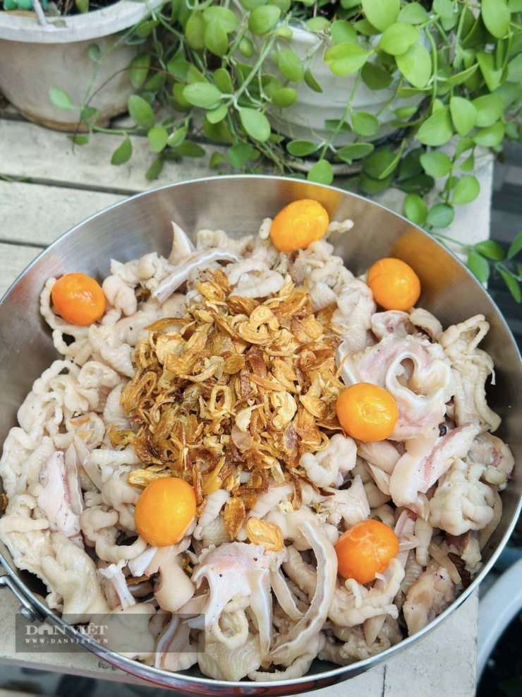 Bộ phận khó ngửi của con heo, lại có nhiều tác dụng cho sức khoẻ, làm món này đón Tết giòn ngon, hấp dẫn 6 Cách làm bong bóng nhồi thịt: Cho hành phi trộn cho thơm