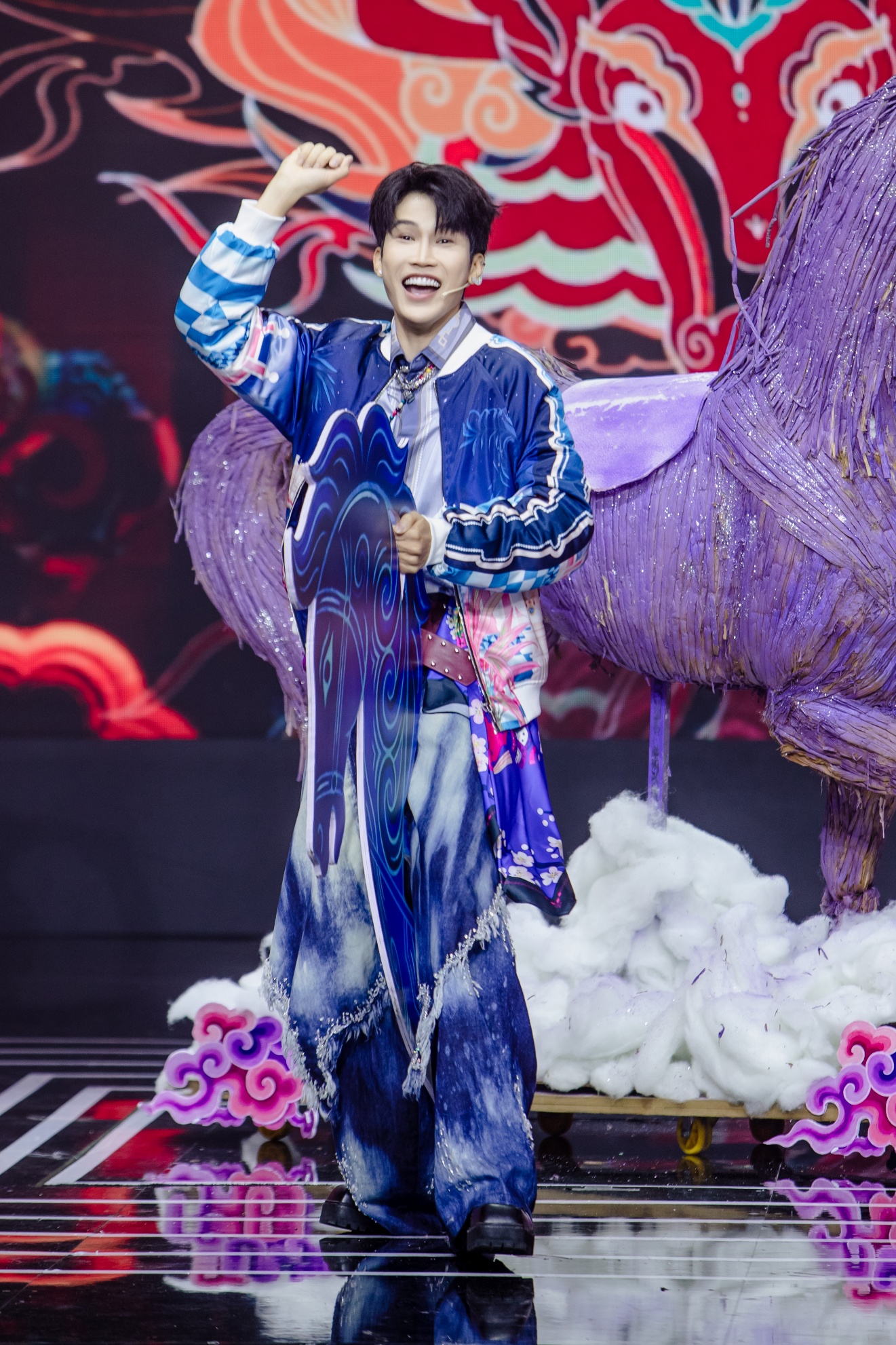 Tổng đạo diễn Trần Thành Trung và cuộc chơi lớn mở màn Gala Nhạc Việt Tết 2026- Ảnh 5. Tổng đạo diễn Trần Thành Trung và cuộc chơi lớn mở màn Gala Nhạc Việt Tết 2026- Ảnh 5.