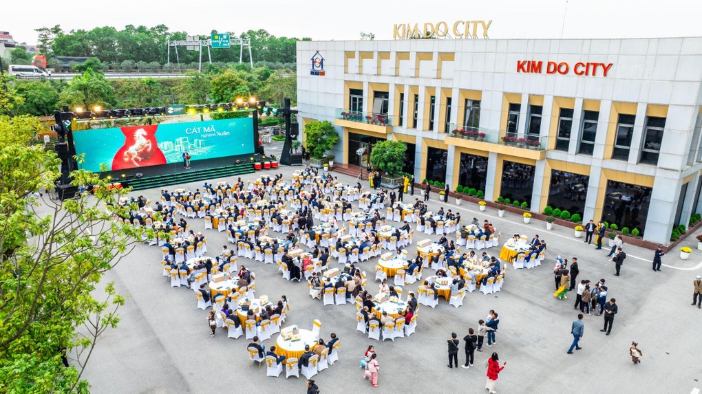 Hàng nghìn khách hàng check-in Phố Xuân tại Kim Đô City - 2