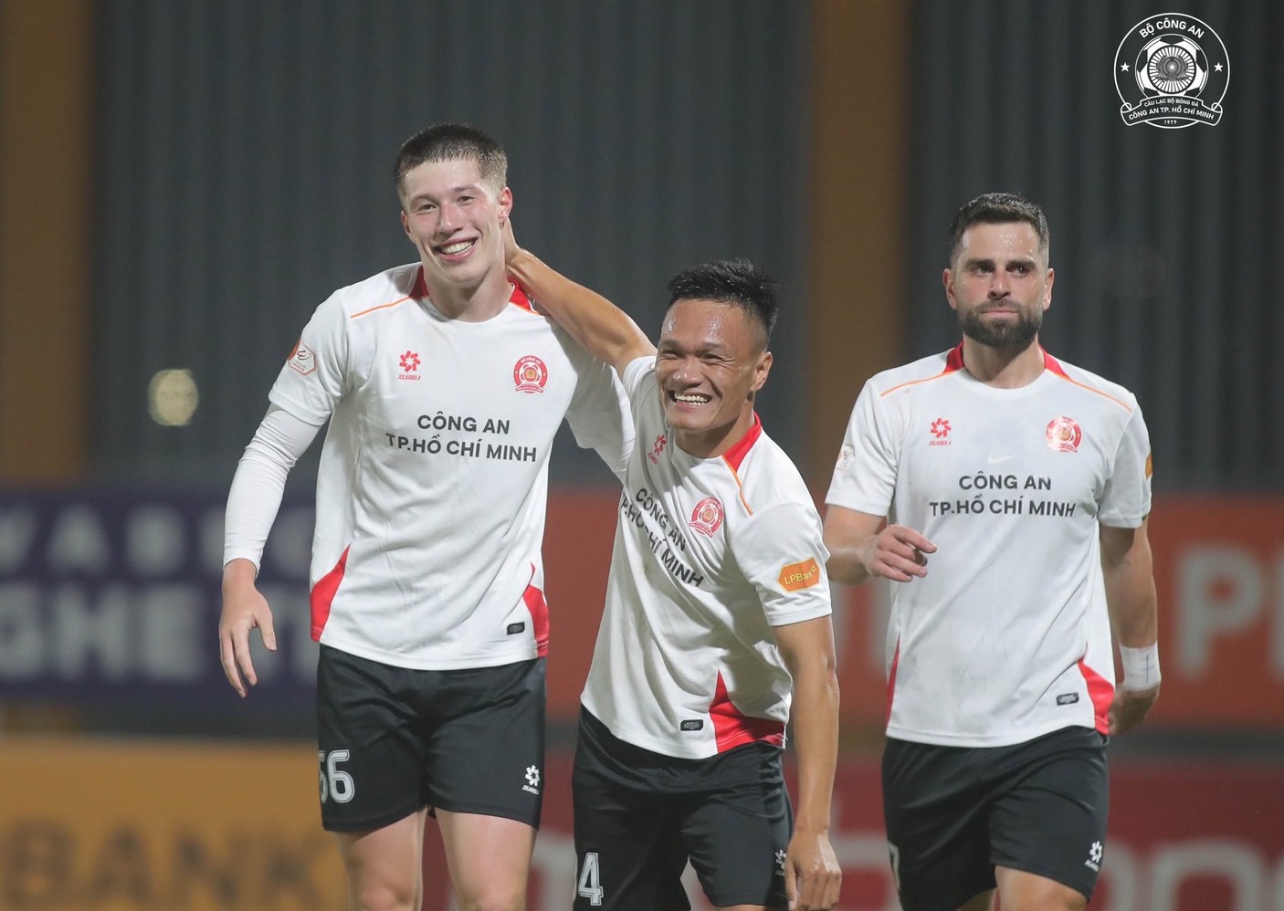 Việt kiều thay nhau tỏa sáng ở V-League: Thầy Kim đừng bỏ lỡ ‘kho báu’- Ảnh 2.