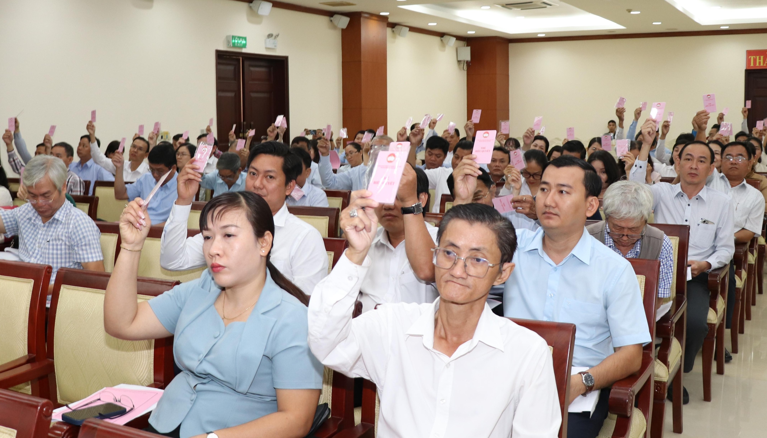 TPHCM công bố danh sách sơ bộ 60 người ứng cử đại biểu Quốc hội khóa XVI - Ảnh 3.