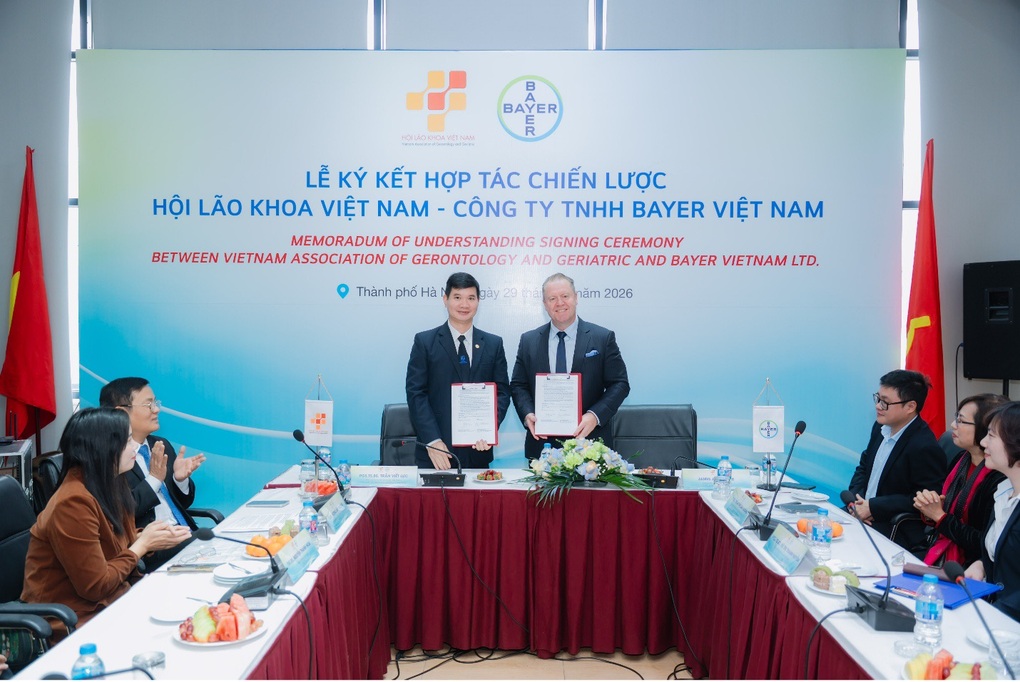 Già hóa nhanh: Từ thách thức đến giải pháp chăm sóc sức khỏe người cao tuổi - 4