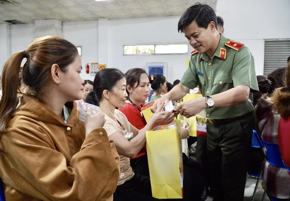 thiếu tướng 2.jpg