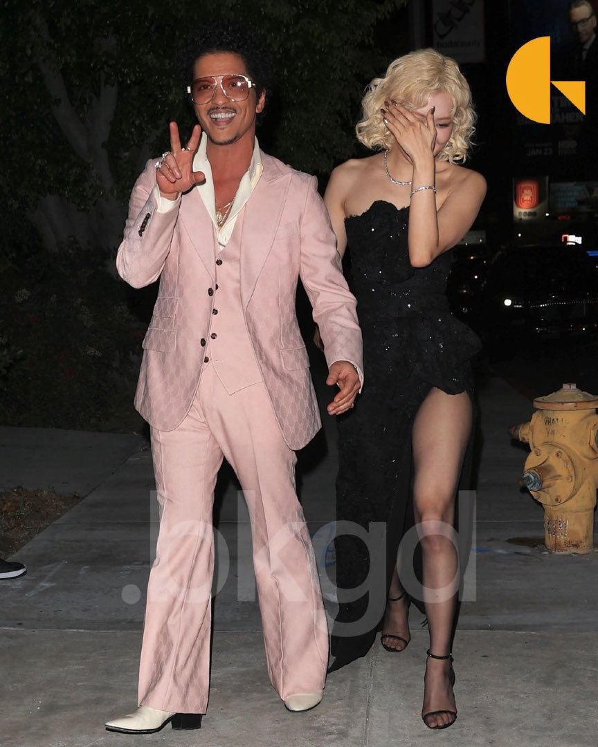 Siêu sao chưa từng biết thua bại trận vì thành viên hát hay nhất BLACKPINK- Ảnh 4. Siêu sao chưa từng biết thua bại trận vì thành viên hát hay nhất BLACKPINK- Ảnh 4.