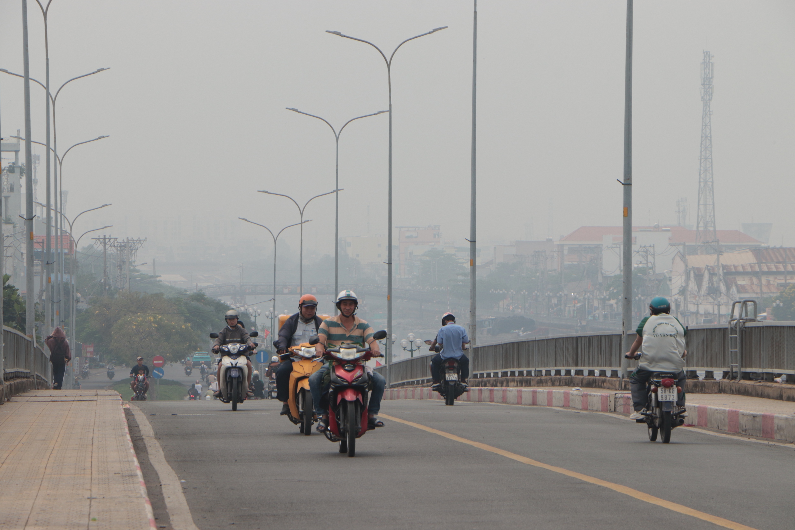 Rục rịch hạ tầng kiểm soát khí thải xe máy- Ảnh 2.