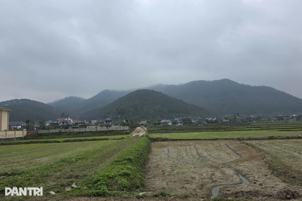 Nơi người nườm nượp đi mua đất sau đề xuất khu công nghiệp giờ ra sao? - 2