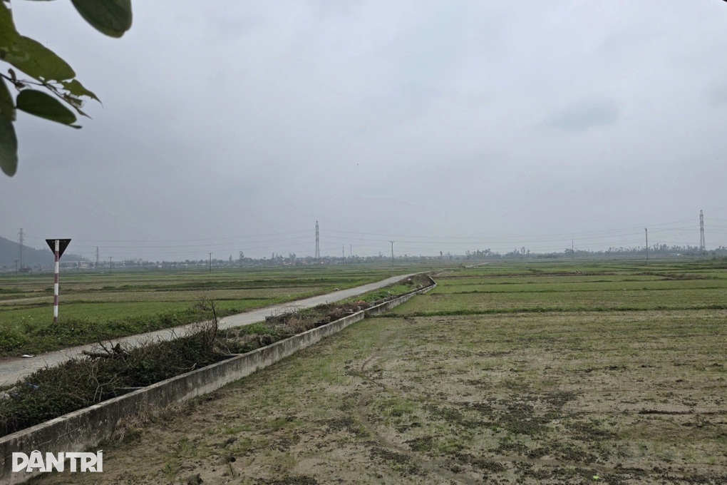 Nơi người nườm nượp đi mua đất sau đề xuất khu công nghiệp giờ ra sao? - 3