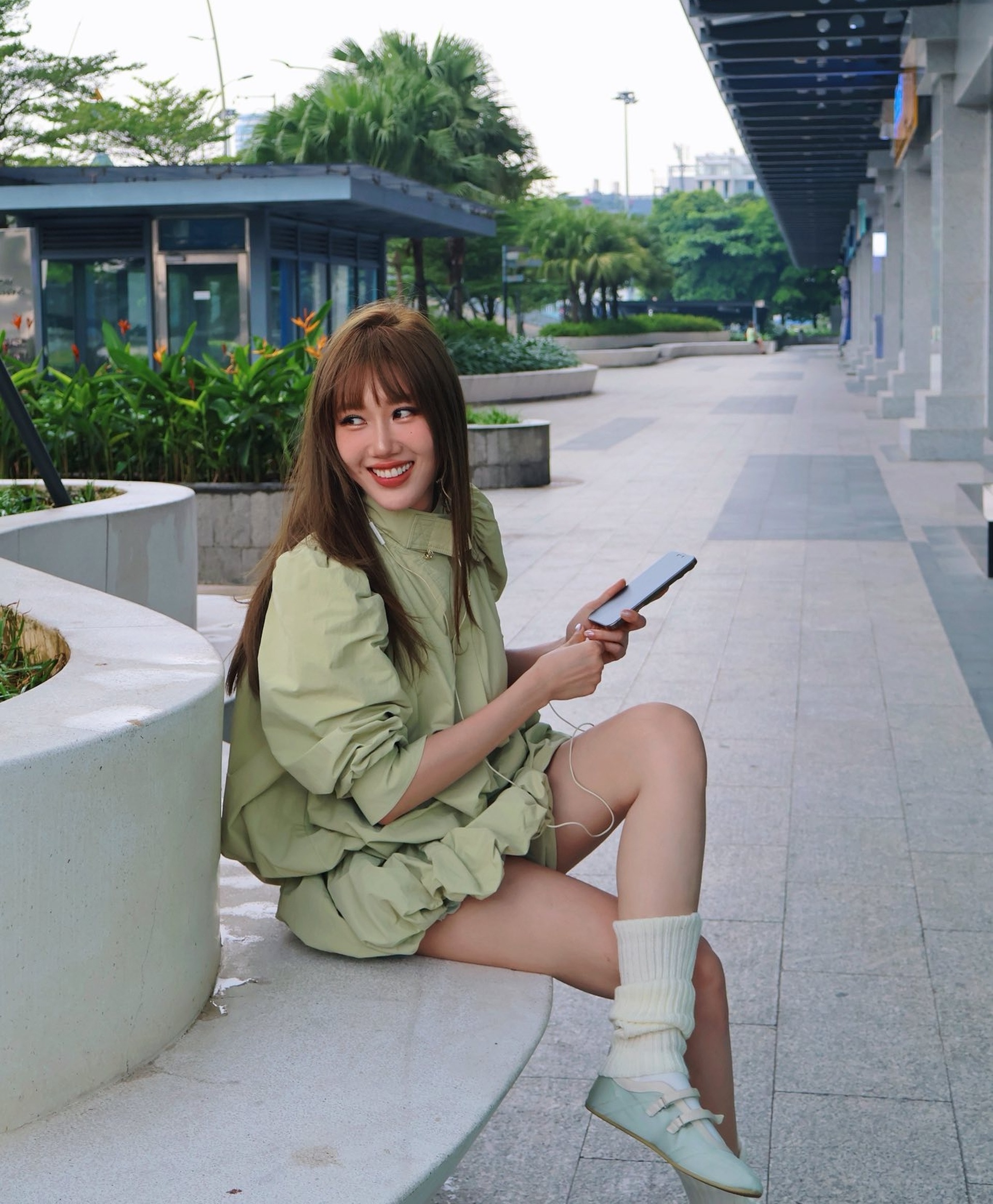 Diễn viên Thúy Ngân: Sắc vóc tuổi 35 gây sốt, kín tiếng sau đổ vỡ tình cảm - 4