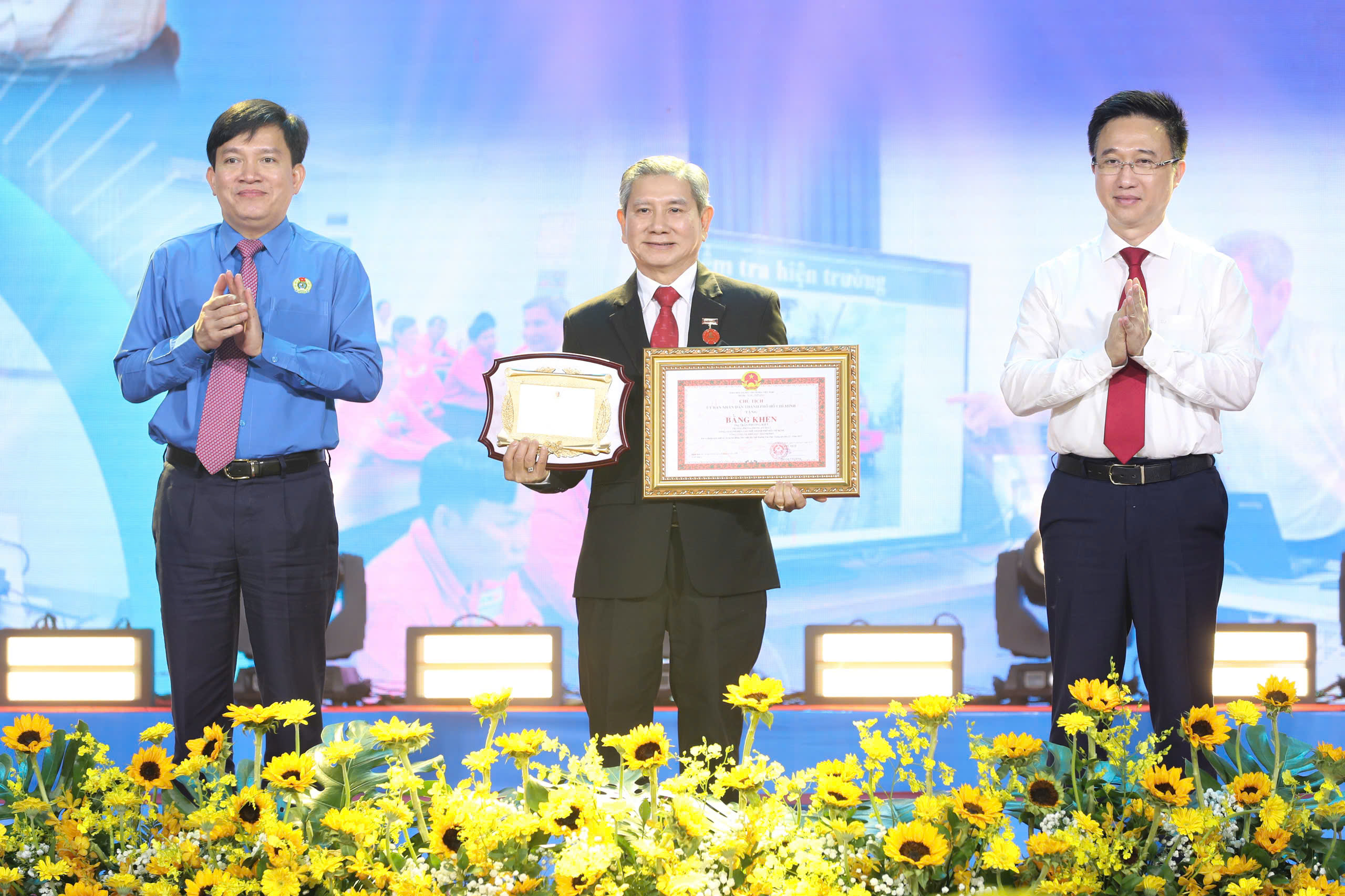 Giải thưởng Tôn Đức Thắng năm 2025 vinh danh 11 cá nhân xuất sắc - Ảnh 2.