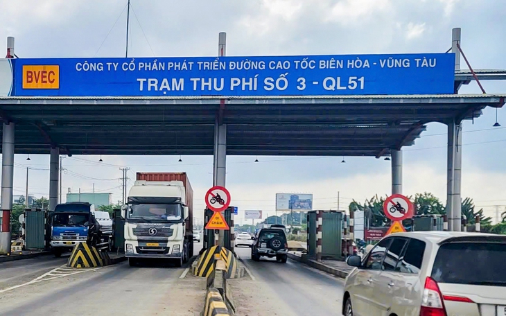 TP.HCM chính thhức tháo dỡ trạm thu phí T3 trên quốc lộ 51 - Ảnh 5.