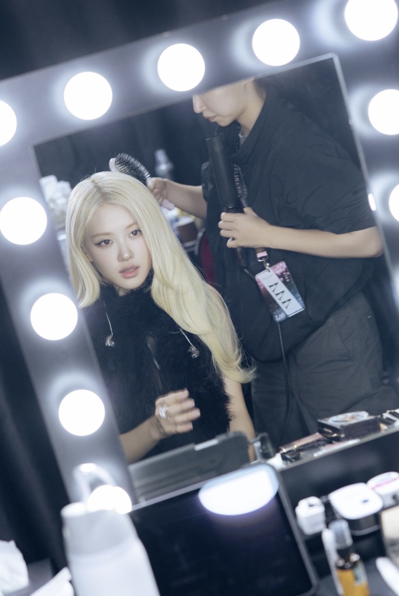 Trở thành gương mặt đẹp nhất thế giới, Rosé tiết lộ bí kíp: Ăn nhiều 2 món vào mùa đông- Ảnh 2.