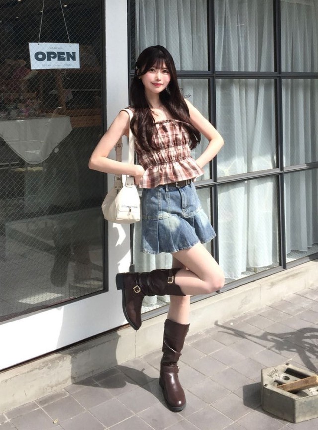 Áo họa tiết ca rô với những bản phối không nhàm chán - Ảnh 4.