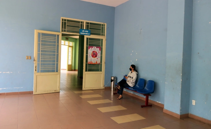 Tiết kiệm ở nhà, lãng phí ở cơ quan - Ảnh 3.