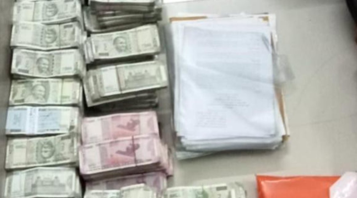 Bắt 1 CEO công ty sữa tại châu Á vì nhận hối lộ, thu giữ gần 10 tỷ đồng tiền mặt- Ảnh 2.