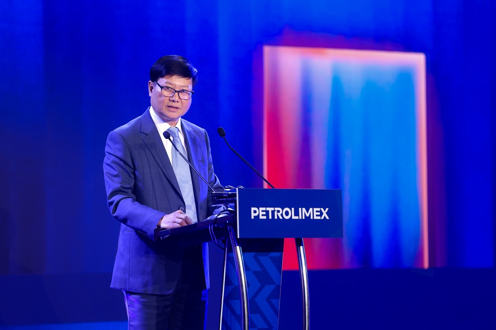 Bước chuyển của Petrolimex trong kỷ nguyên mới - 2