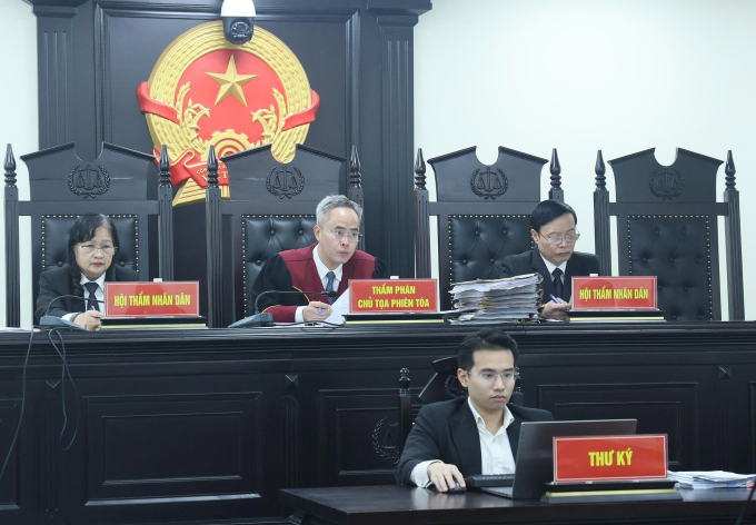 Thẩm phán chủ tọa Nguyễn Thanh Nhã điều hành phiên tòa. Ảnh: Danh Lam