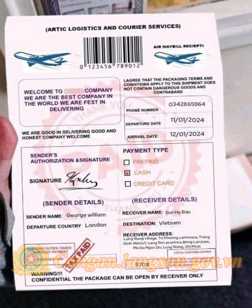 Người phụ nữ SN 1975 tìm cách chuyển 15 triệu đồng vào tài khoản lạ để nhận thùng hàng ngay sát Tết: Công an lập tức đến nhà làm việc- Ảnh 2.