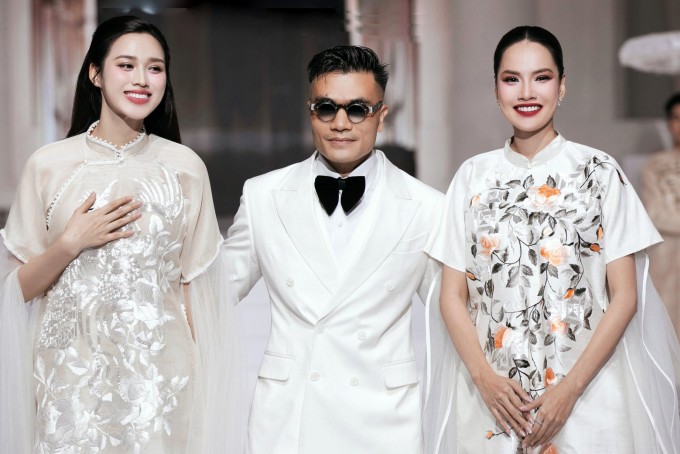 NTK áo dài Vũ Việt Hà.