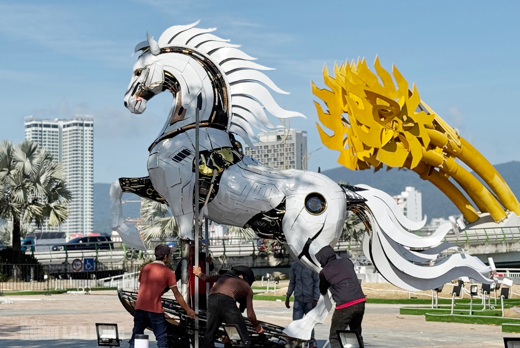 Giải mã ý nghĩa của linh vật ngựa vàng ghép tên 94 xã, phường, đặc khu ở Đà Nẵng - Ảnh 3.