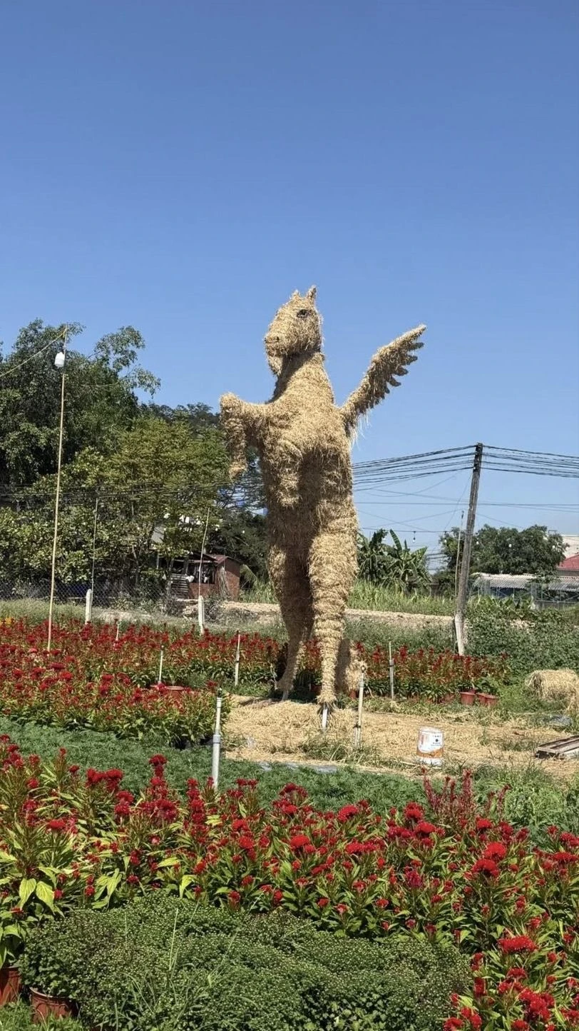 linh vật ngựa 14.jpg