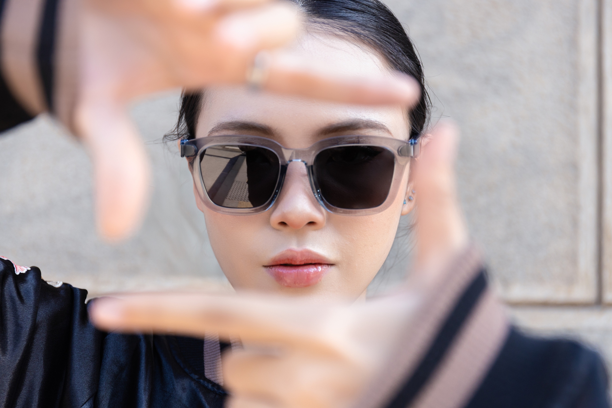 JBL Soundgear Frames: Một chiếc kính đẹp đủ để lên đồ, đeo lên là có nhạc, chuẩn phụ kiện bật mood cá tính- Ảnh 8.