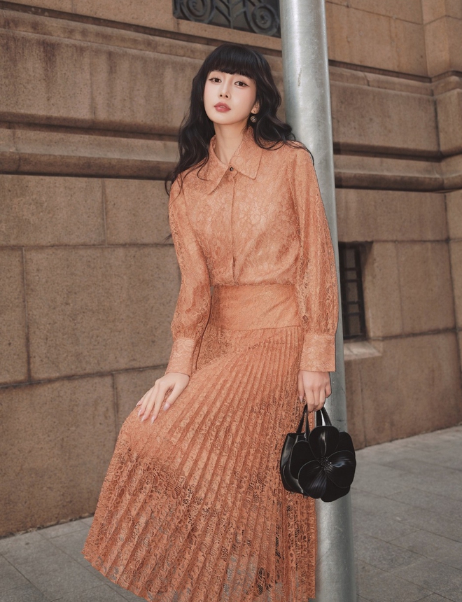 Màu cam, điểm nhấn giúp diện mạo cuốn hút và thời thượng - Ảnh 4.