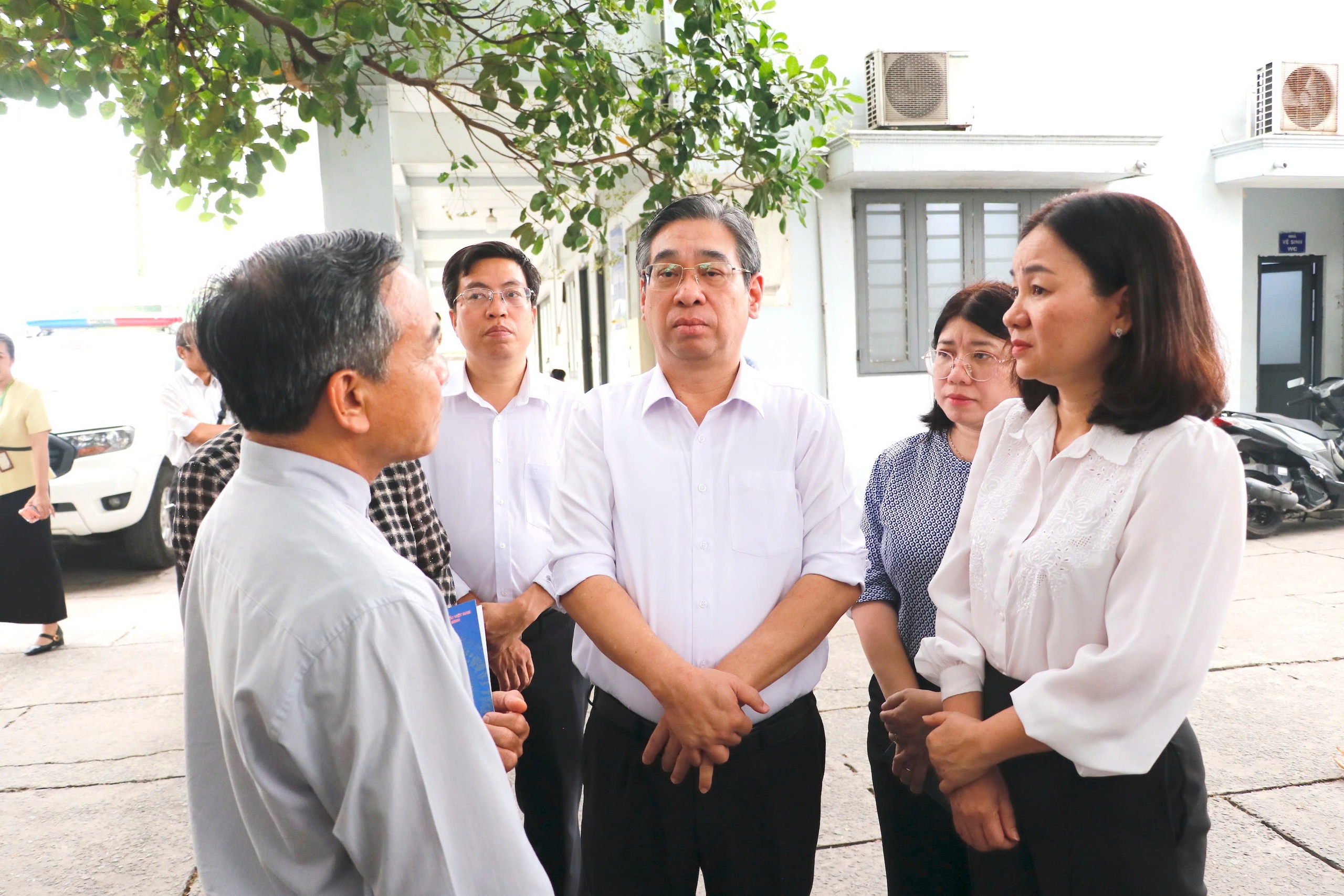 Vụ cháy nhà hẻm Tô Ký: Mẹ ôm con trong nhà tắm vẫn không thoát nạn - Ảnh 4.