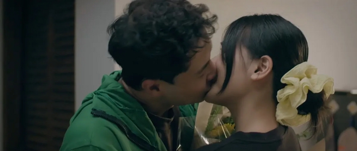 1770281553 392 Nguoi tinh xinh dep kem 9 tuoi cua Thanh Son