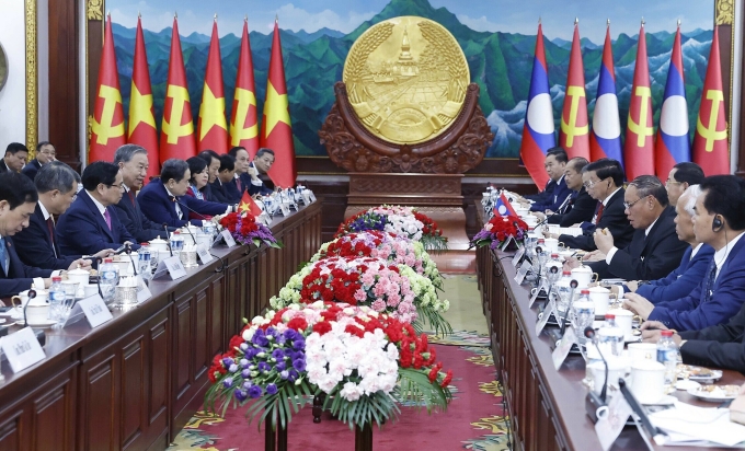Tổng Bí thư Tô Lâm và Tổng Bí thư, Chủ tịch nước Lào Thongloun Sisoulith hội đàm. Ảnh: TTXVN