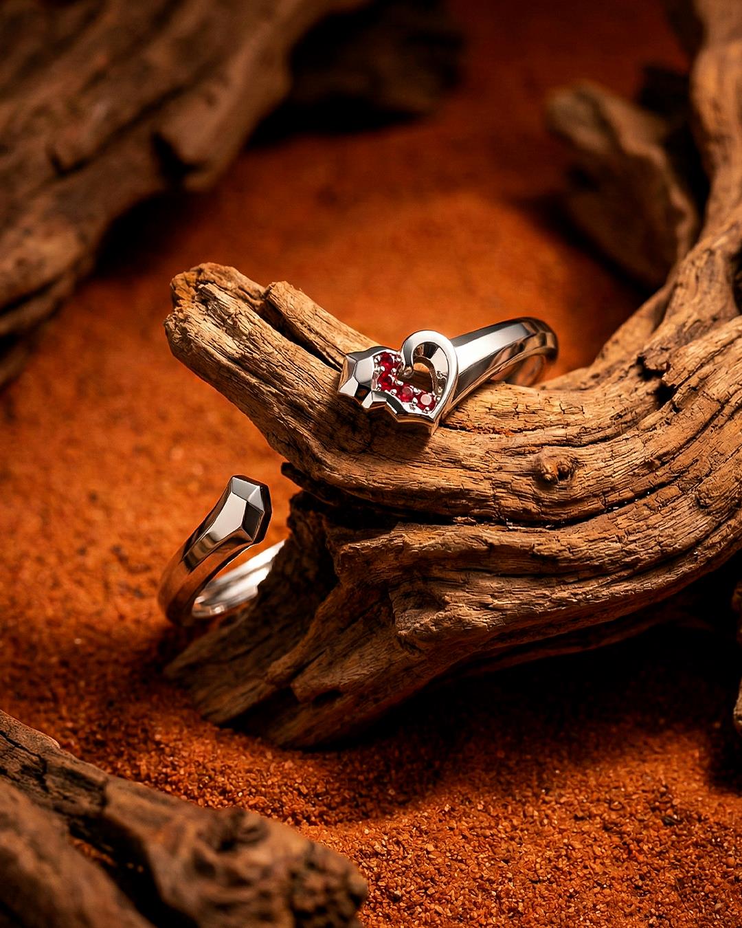 Bộ sưu tập Lava U - phụ kiện trendy dành cho cặp đôi có dịp Valentine- Ảnh 3.