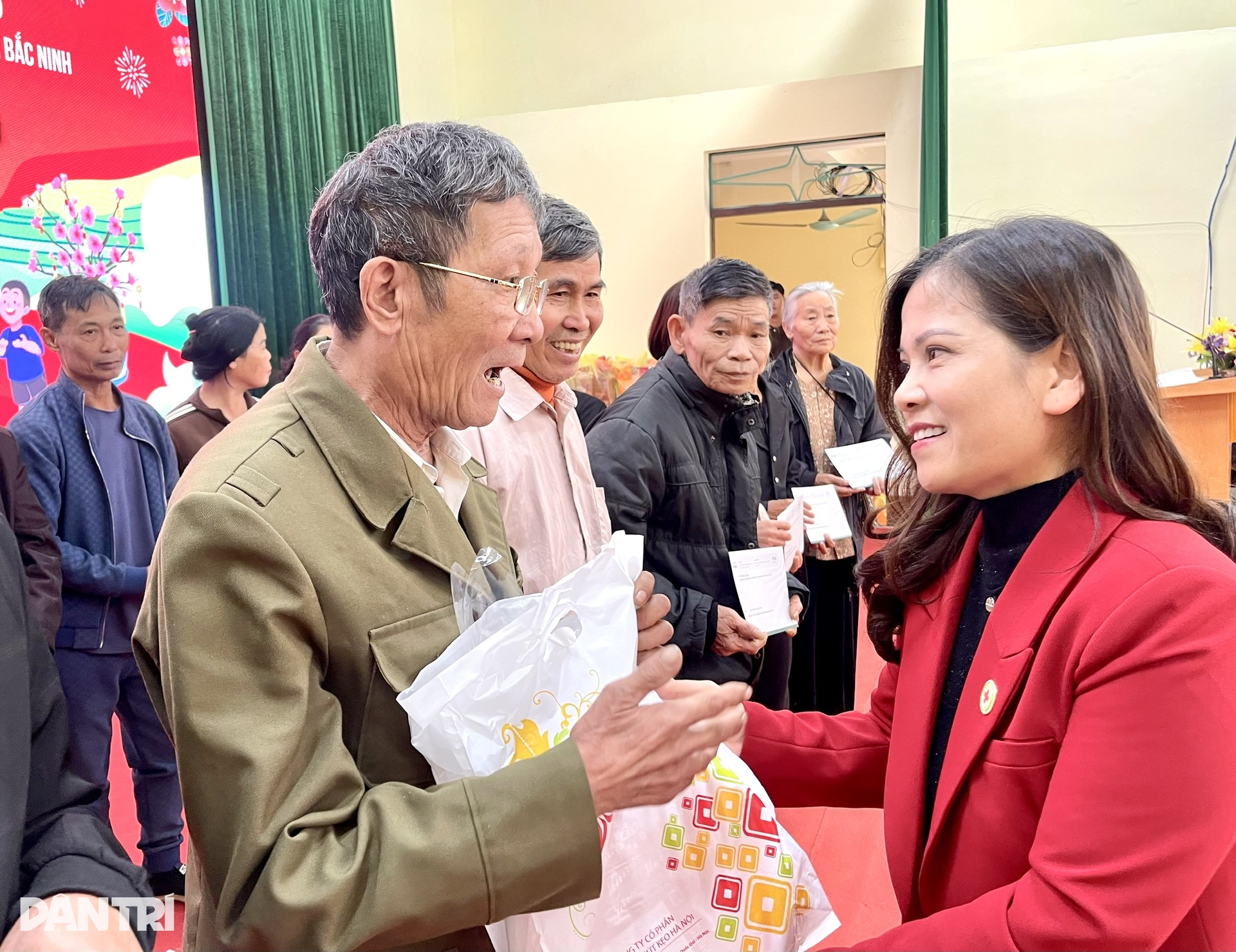 Tết Nhân ái 2026, lan tỏa yêu thương tới người dân vùng bão lũ Bắc Ninh - 7