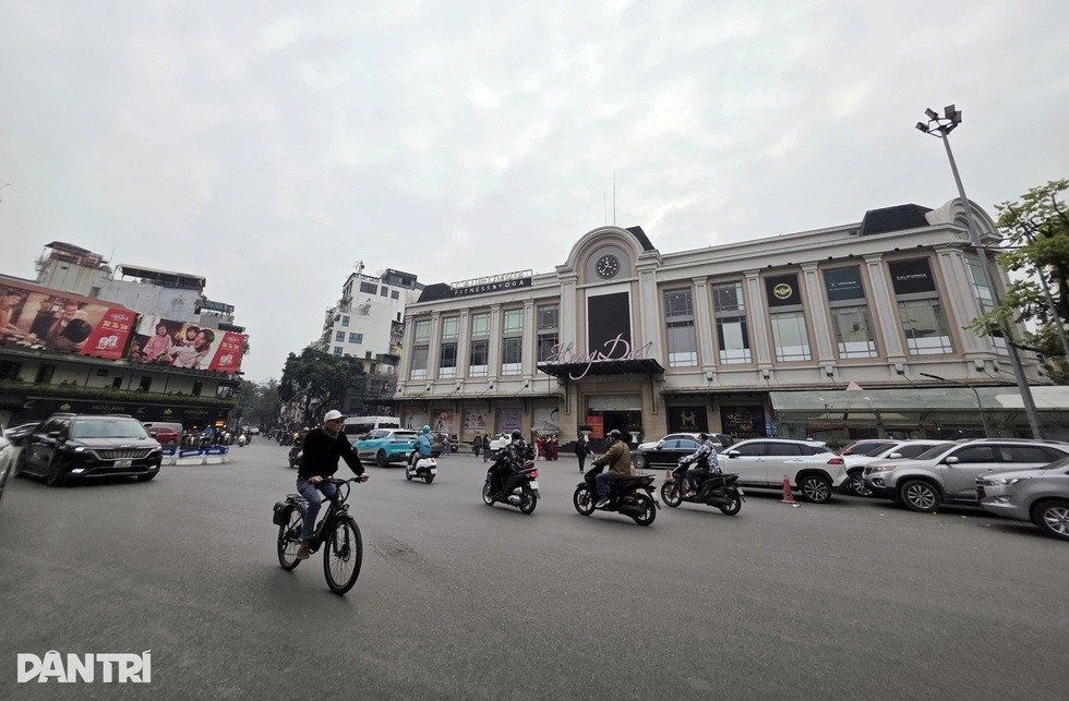 Chống ngập đô thị tại Hà Nội, TPHCM: Cống to là chưa đủ - 2