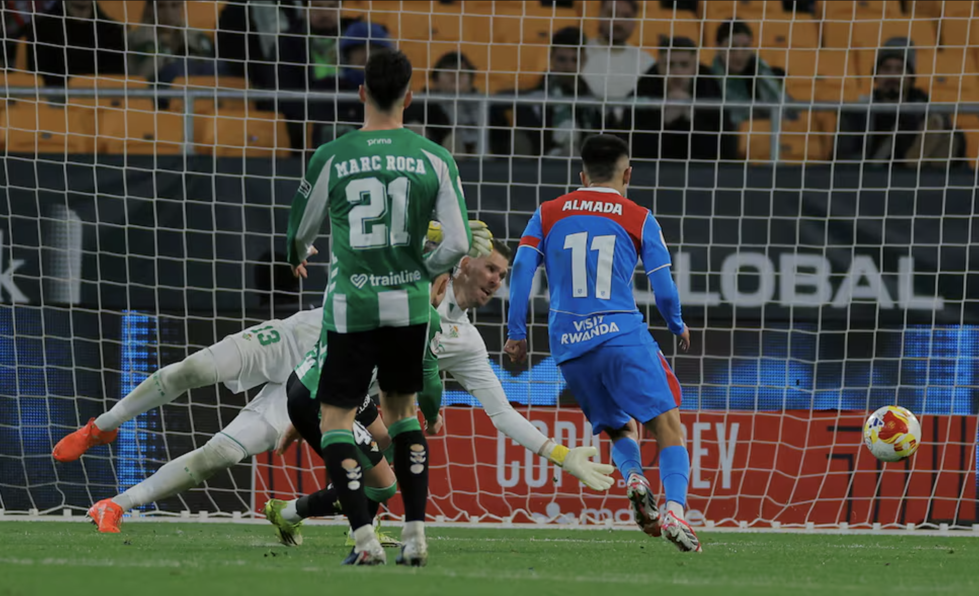 Bán kết Cúp Nhà vua gọi tên Atletico Madrid - Ảnh 6.