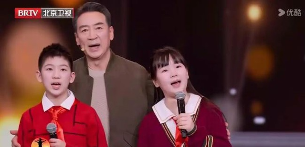 Có con ở tuổi xế chiều, tài tử “Tân dòng sông ly biệt” vẫn vất vả mưu sinh - 3