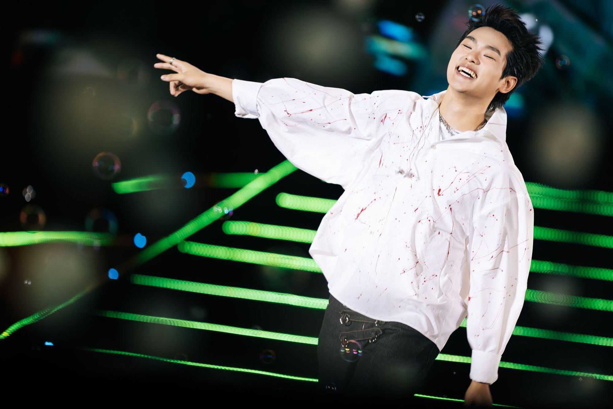 Giữa tán rừng xanh” của OMO mang trải nghiệm rừng về phố với concert “chưa từng có”- Ảnh 5.