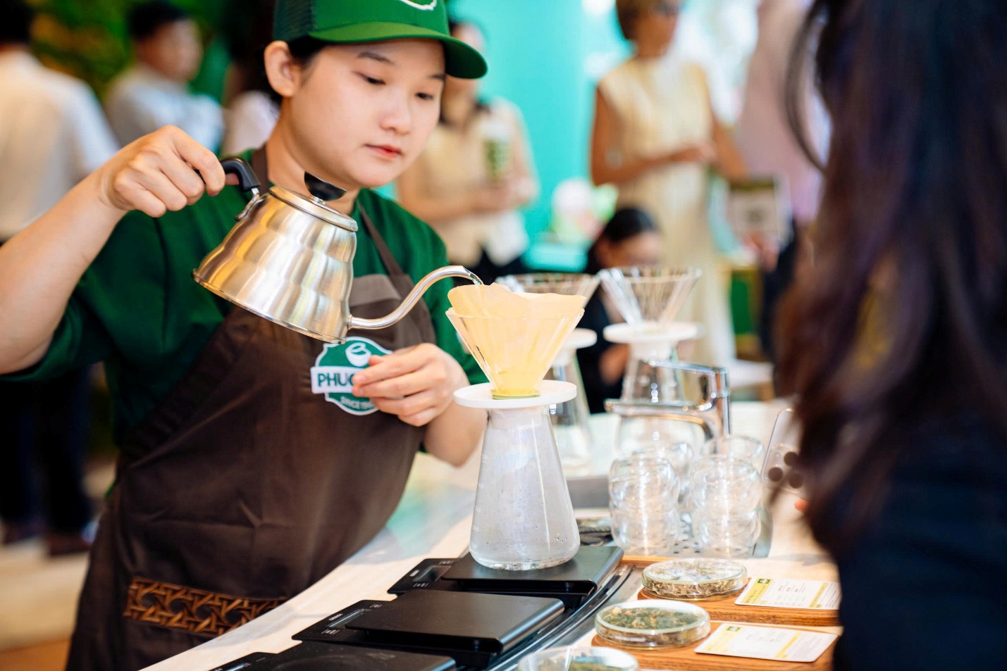 Vì sao Phúc Long Dragon 82 Hàng Điếu đang được giới trẻ Hà Nội chú ý?- Ảnh 3.