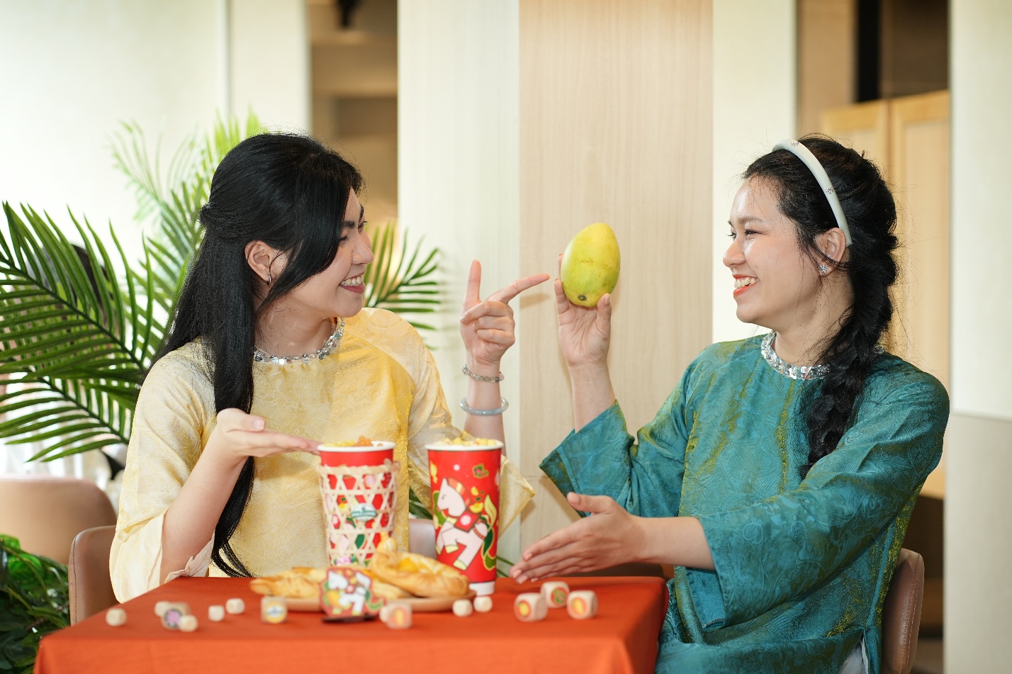 Vì sao Phúc Long Dragon 82 Hàng Điếu đang được giới trẻ Hà Nội chú ý?- Ảnh 8.