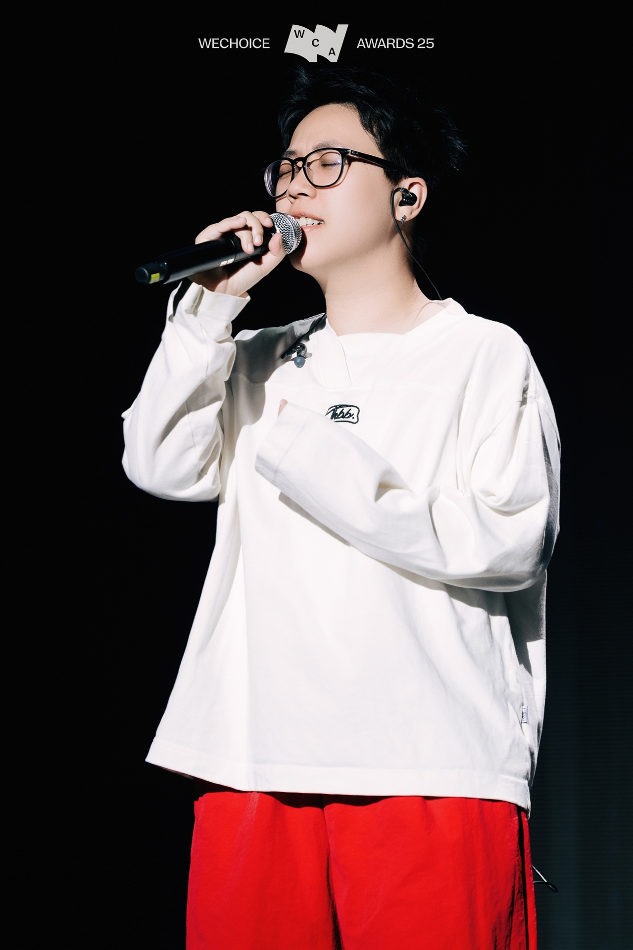 Ngay lúc này: buitruonglinh - CONGB đổ bộ tổng duyệt WeChoice Awards, 1 Anh Trai vừa hát xong thì bỏ chạy- Ảnh 3.