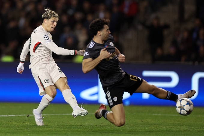 Bàn gỡ hòa 2-2 của Garnacho (trái) trong trận Chelsea gặp Qarabag trên sân Azersun, thành phố Baku, Azerbaijan, vòng bảng Champions League tối 5/11/2025. Ảnh: ChelseaFC