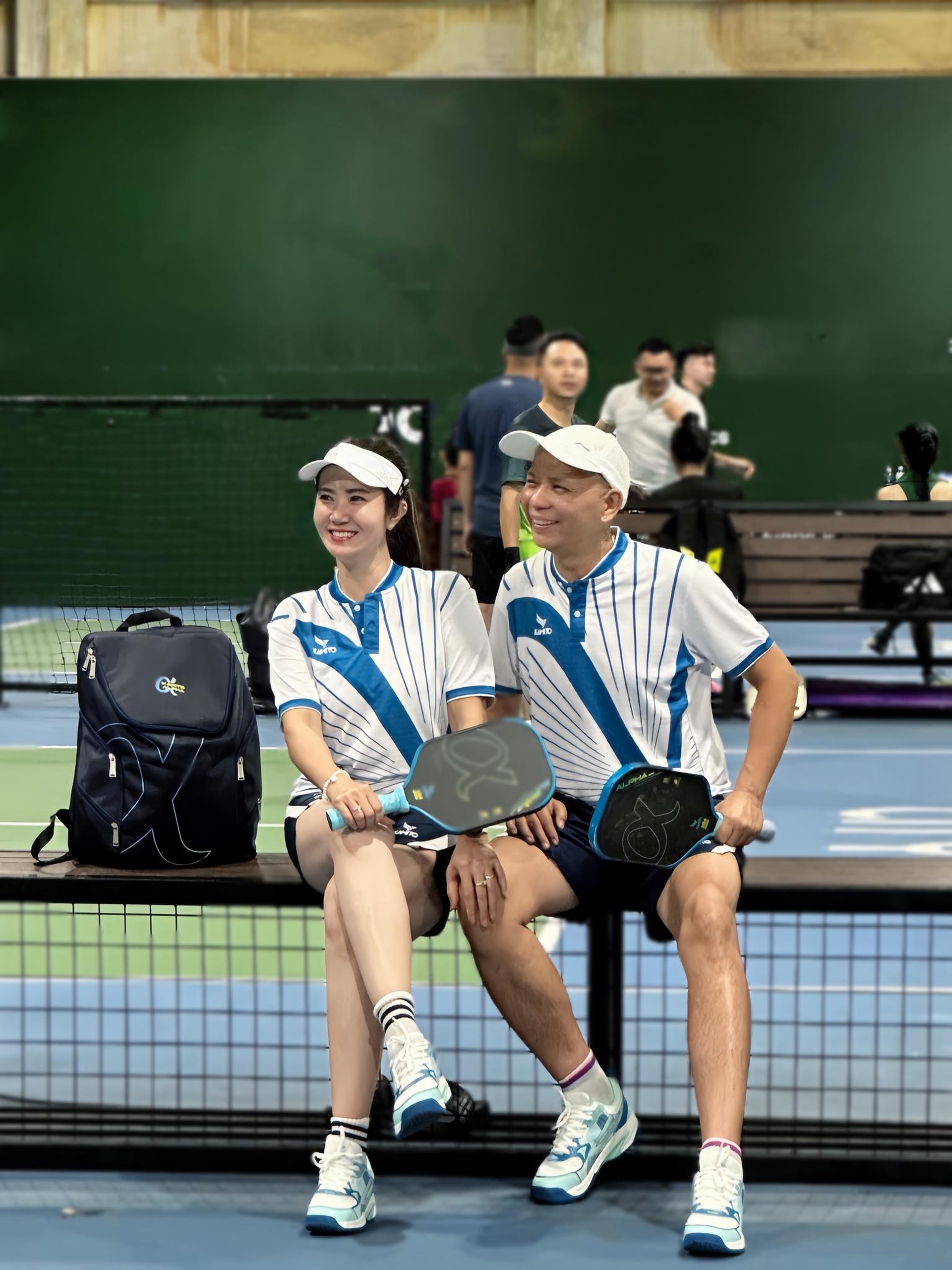 NSƯT Nguyệt Hằng tuổi 53: Được Trung Anh khen diễn đỉnh, là bà ngoại xì tin - 6